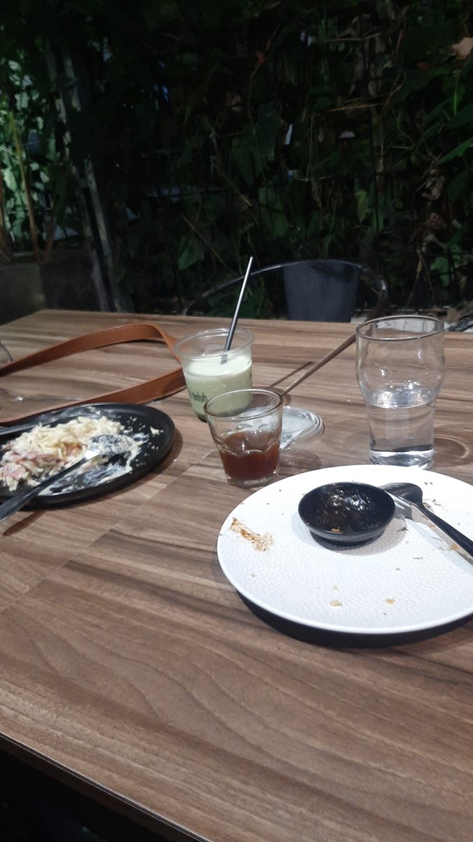 Cihooy_'s tweet photo. @bihunbee ini gamakan nasi ... https://t.co/9v8alyMfIn