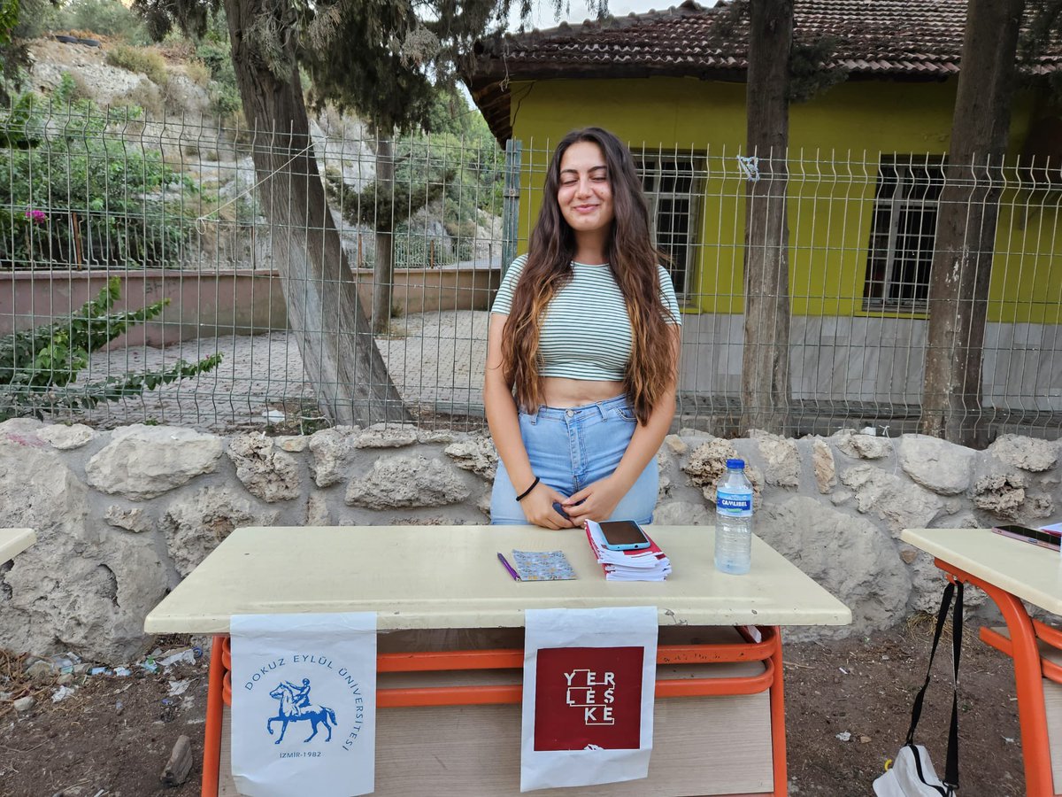 Okulumuzu ve topluluğumuzu tanıtmak için Yerleşke olarak Samandağ Gençlik Kampı’ndayız.