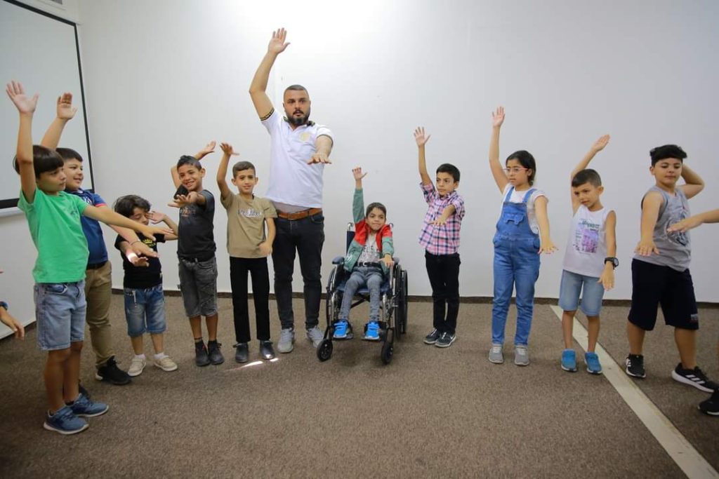 AdaraRelief's tweet photo. Setiap anak memiliki hak untuk tumbuh dengan bahagia, tak terkecuali anak-anak difabel. Di Jalur Gaza, anak-anak penyandang disabilitas terlihat bahagia saat berpartisipasi dalam kegiatan Summer Camp. Ingin melihat serunya kegiatan mereka?

Selengkapnya di https://t.co/0MlftWbCdl https://t.co/kRvMLyagyl