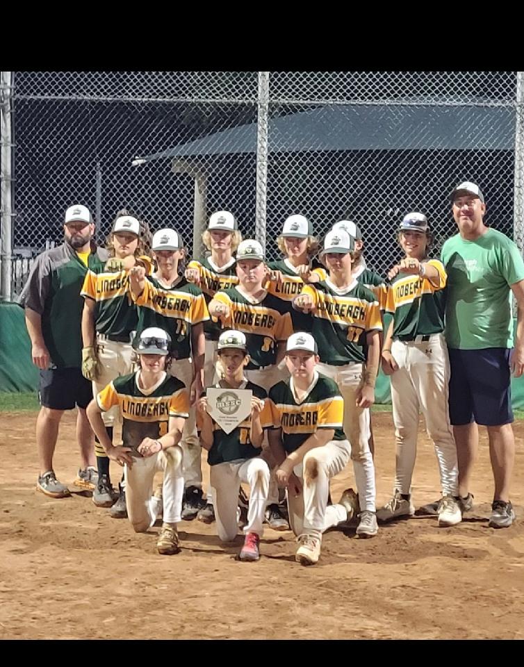 lhsflyersbball's tweet photo. Congratulations to our middle school team for winning the middle school tournament!!!! https://t.co/87Lh1zzu11