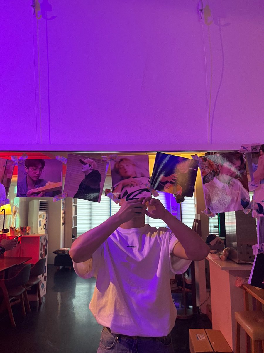 joochanfeed's tweet photo. 230731
#JOOCHAN WEVERSE POST

"너무 많은 축하를 받아서 행복했던 오늘 :)
행복하게 살아갑시다 우리 ! "

"I was happy to receive so many birthday wishes today :)
Let's live happily ever after!"

#GoldenChild #골든차일드
#HongJooChan #홍주찬 #주찬 https://t.co/5JK4Q56wgZ