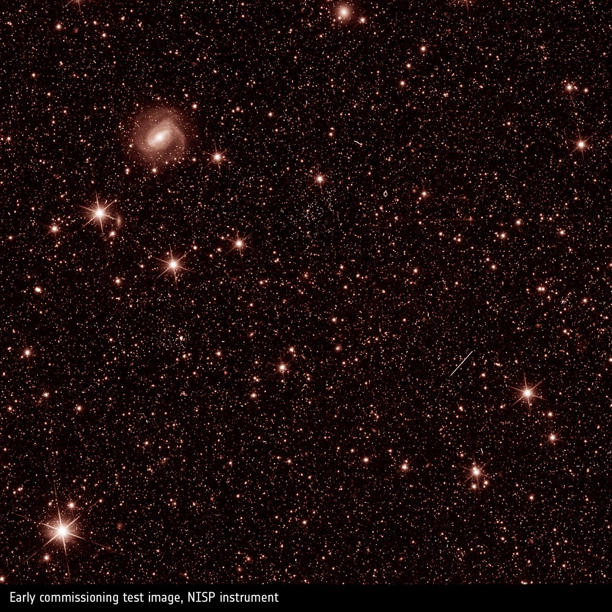 mediainaf's tweet photo. 🛰️ Sono arrivate sulla Terra le prime immagini del telescopio spaziale #Euclid: talmente incredibili per la loro nitidezza da esser definite “ipnotizzanti” 🤩
Fondamentale il contributo italiano ai due strumenti @EuclidItalia
➡️https://t.co/tSUuKs2FR8

📷⬇️@ESA_Euclid @EC_Euclid https://t.co/SaXbdpqYR9