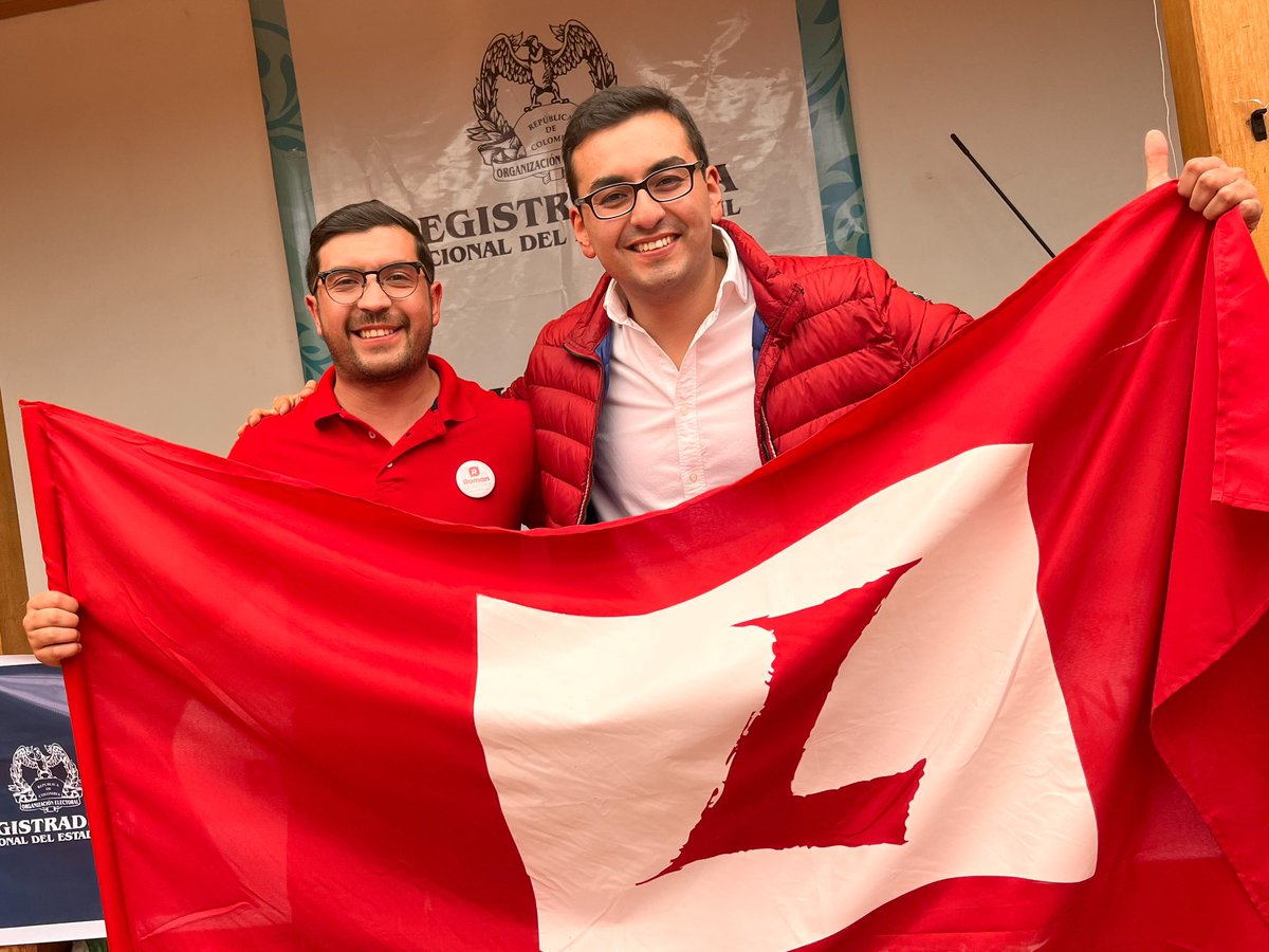 hectordchaparro's tweet photo. ¡Estoy muy orgulloso de los hombres y mujeres que hacen parte de la Lista del @PartidoLiberal para el Concejo de Tunja! 🚩

Acompañamos la inscripción de nuestros candidatos que desde sus barrios y comunidades han construido un liderazgo por el que vamos a trabajar en la ciudad. https://t.co/BgtvnSBMTT