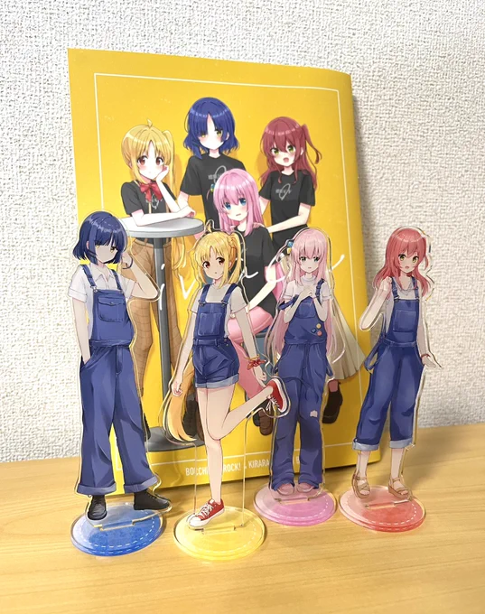 C102の新刊!無事届きました 実はアクスタも作りました いい感じです!
