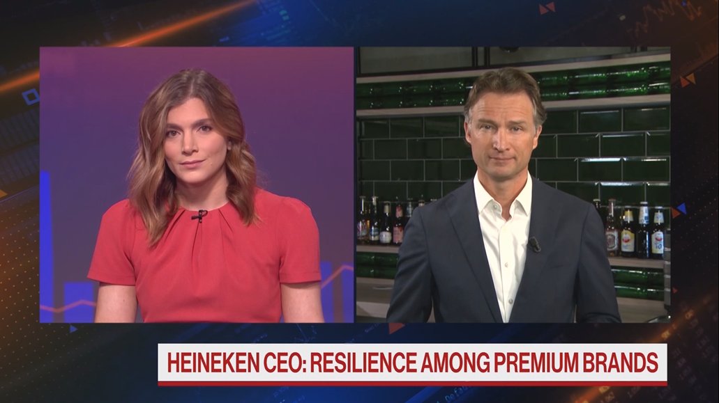 Our CEO, Dolf van den Brink, spoke to <a href="/Bloomberg/">Bloomberg</a> about our 2023 Half Year Results. Watch the video here: bit.ly/3OCVaZg #EverGreen #theHEINEKENcompany #Heineken