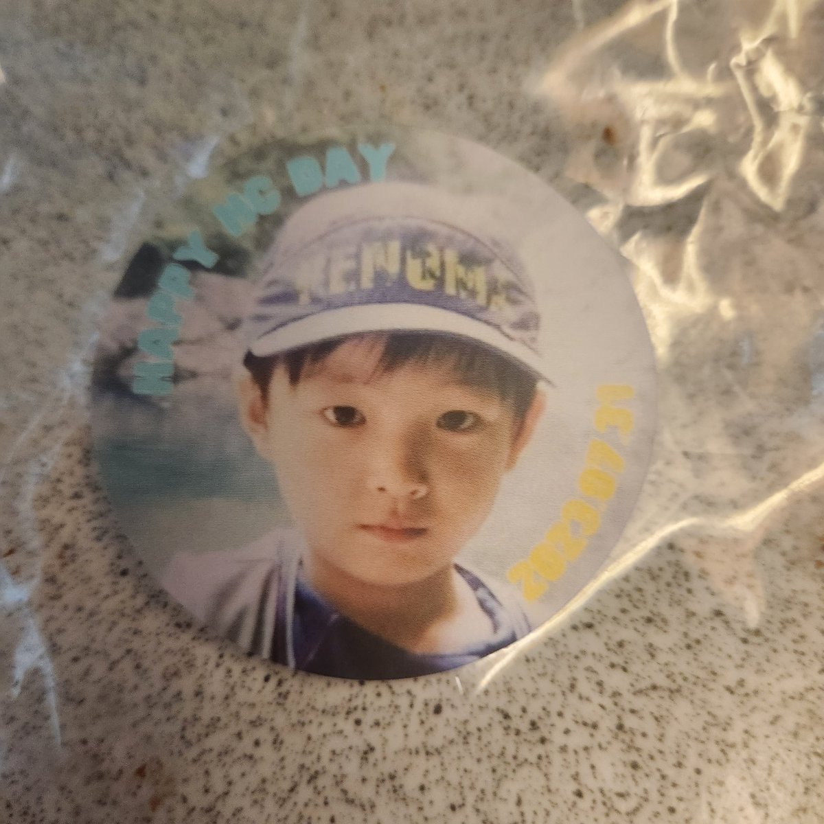 #햊님미담
<a href="/team8_dkb/">햊</a> 
볼때마다 뭘 챙겨주시려해서 너무 감사합니다🥹
진짜ㅜ 팝업때 정신없어서 못썻지만 앨범?!희찬포카 챙겨주시고 갔을때 디저트특전품절이라구 이거 스티커가 진짜라구 챙겨주시던!!ㅎㅎ 진짜 스룽해영🫶(제맘 아시즁?!)