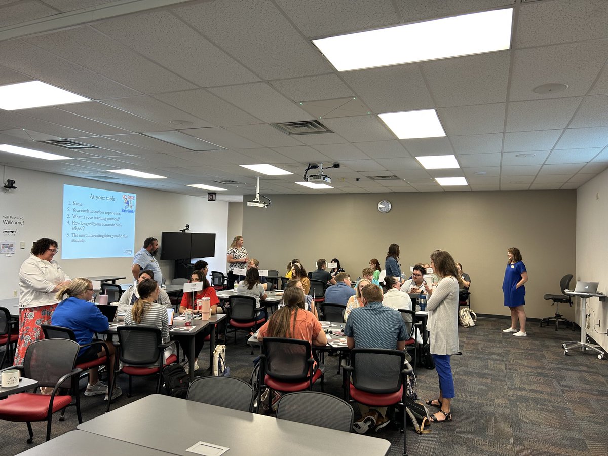 A full room of New Teachers to the profession and #esu7 in today for New Teacher Cohort Day 1 #LeadSupportCustomizeInnovate