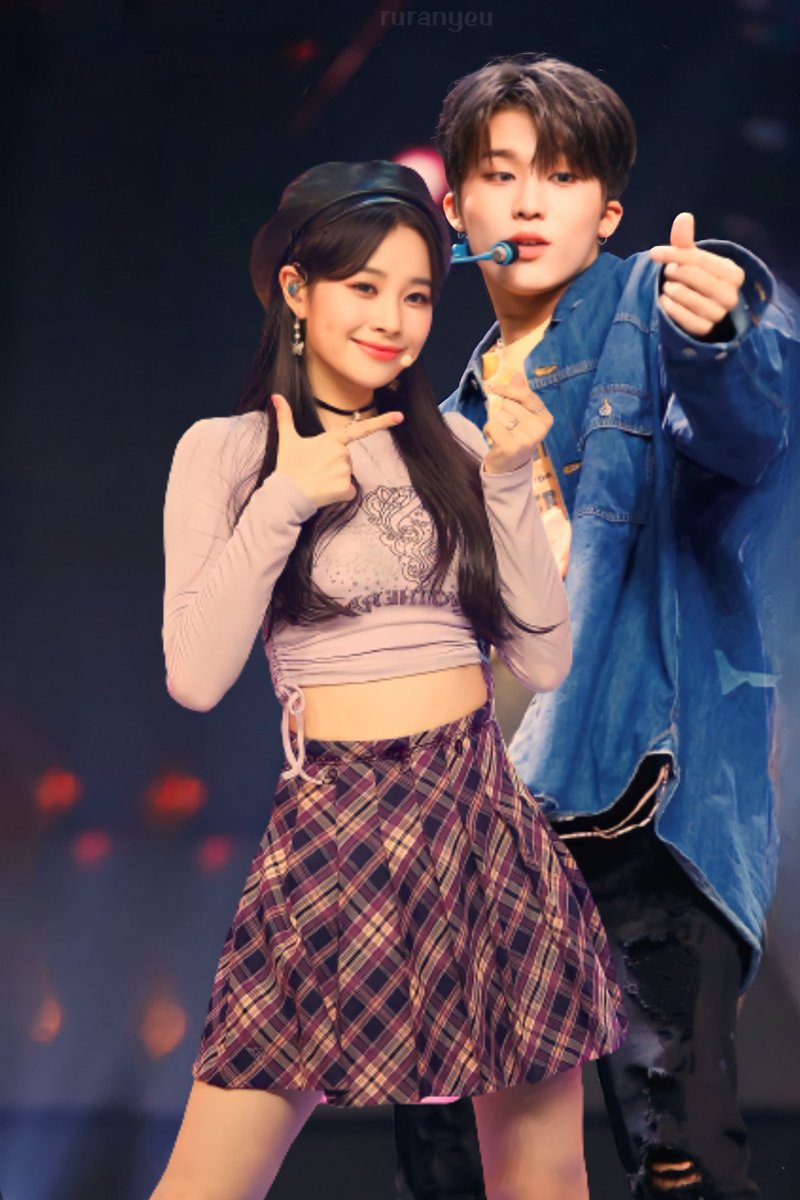 RURANYEU's tweet photo. Met malem dari muda mudi yang abis manggung bareng๐คฉ๐คฉ
#juliestin #woohan #daetokki https://t.co/XC1WtLXWTB