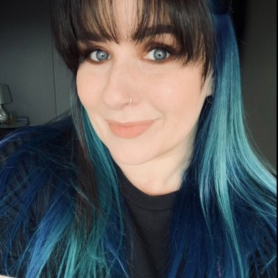 Gone back to the blue hair 💙 #NewProfilePic