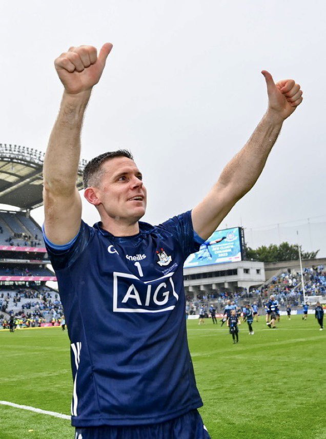 DubsGAAFans's tweet photo. Stephen Cluxton scored 2 points in the All Ireland Final and had a 100% retention from his 22 kickouts.  Amazing 💙 https://t.co/mJyhrNeTJG