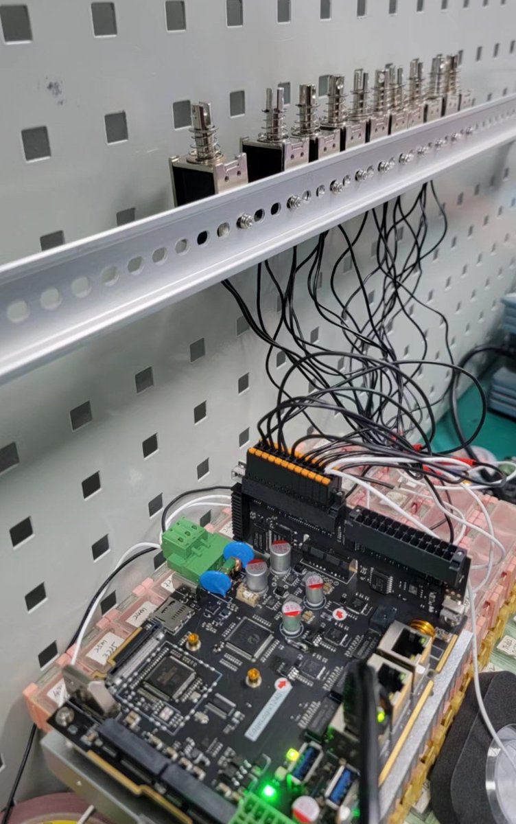 Open_Embed's tweet photo. @TheMagPi We did some upgrades of the CM4 based #EdgeLogix industrial controller. https://t.co/qAoQwtNs6Q