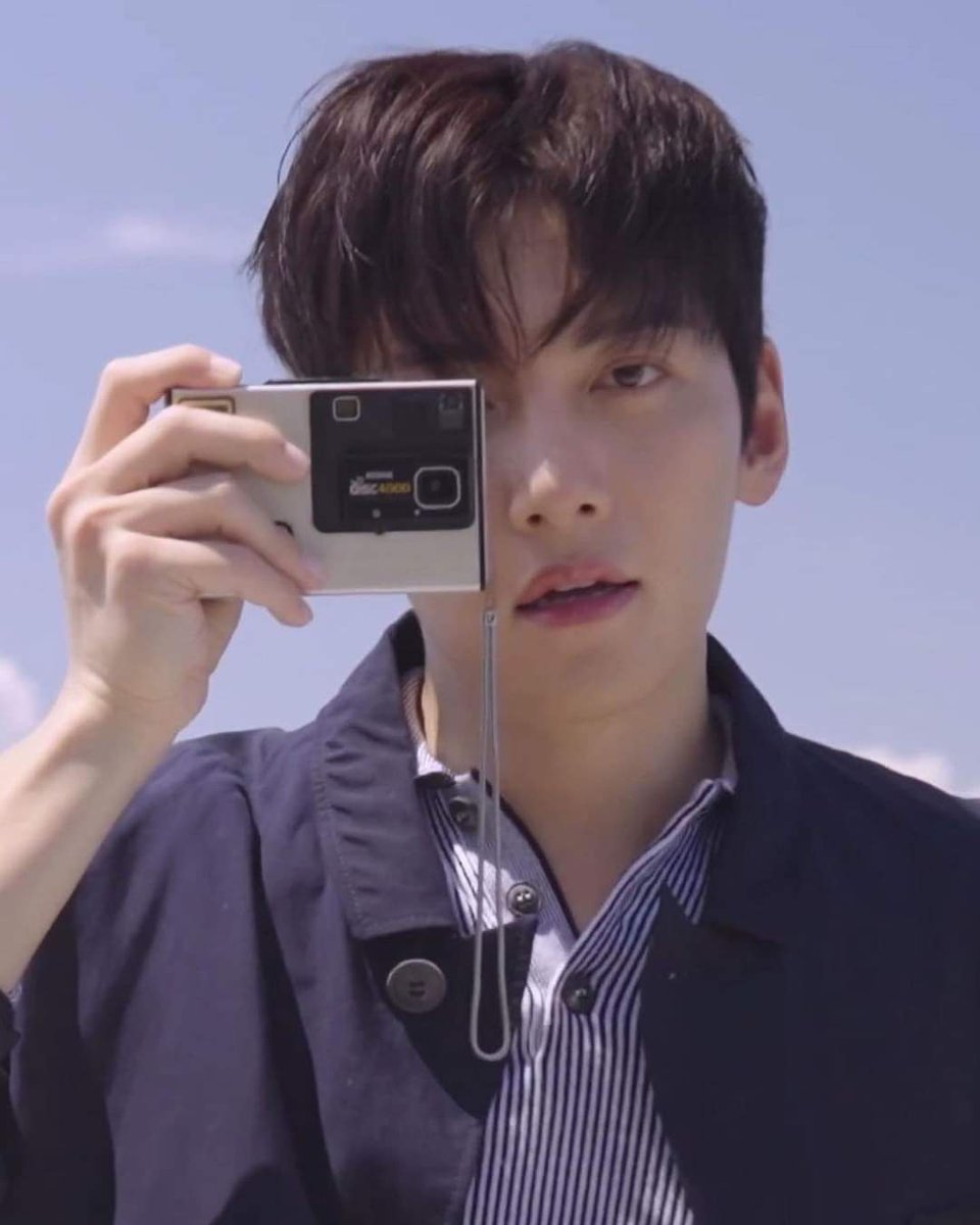 JcwThaiByNaja's tweet photo. 🦋31072023💜
จากไอจีช่างผม @bit.boot_yoosung

#지창욱 #Jichangwook 
#จีชางอุค #อัลมานี #สิงคโปร์ #mare
#แฮร์ดีไซน์เนอร์ #ครูยูซอง #บีแอนด์พู่กันยูซอง
#บีทแอนด์บูท #bitnboot #คนดัง #เซเลป #คัท #สี #ย้อมผม #ดัดผม #ไดร์ผม https://t.co/fVEqYVYarO