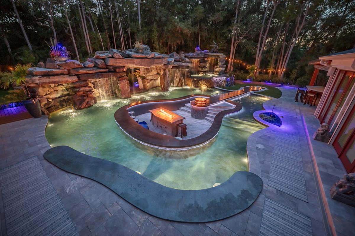 LagoonsDesign's tweet photo. Would you want a guitar inspired backyard? 
#guitarpool #insanepools #lucaslagoons #pool #poolbuilders #backyard #guitarlife https://t.co/C6nEQDfe6k