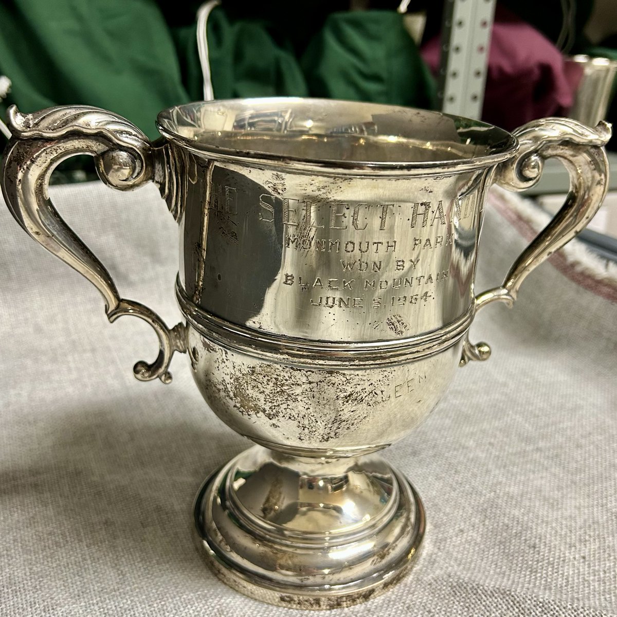nmrhof's tweet photo. In celebration of Hall of Fame jockey John Sellers' birthday today, this week’s #MuseumObjectMonday is the trophy from his win in the 1964 Select Handicap at Monmouth Park.
Learn more: https://t.co/A2YFn1zlcL https://t.co/EoU6qzLLaU
