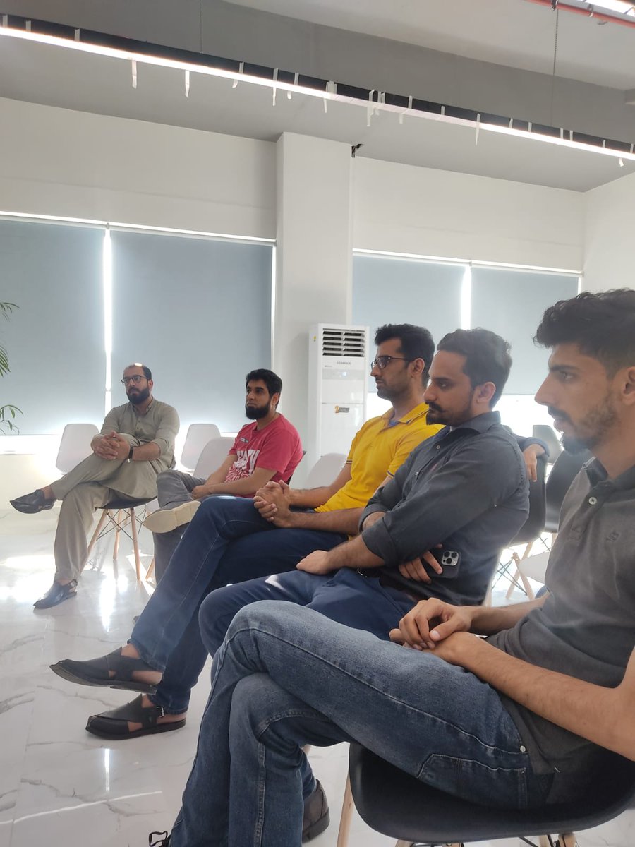 Our respected member, Shahid Zaman, was blessed to perform Hajj pilgrimage this year.
He was kind enough to spare some time to share about his soulful journey with the Twinhub family 🕋🤲✨ #hajj #hajjsession #Twinhub #NewBeginnings #CoworkingCommunity #WorkspaceUpgrade