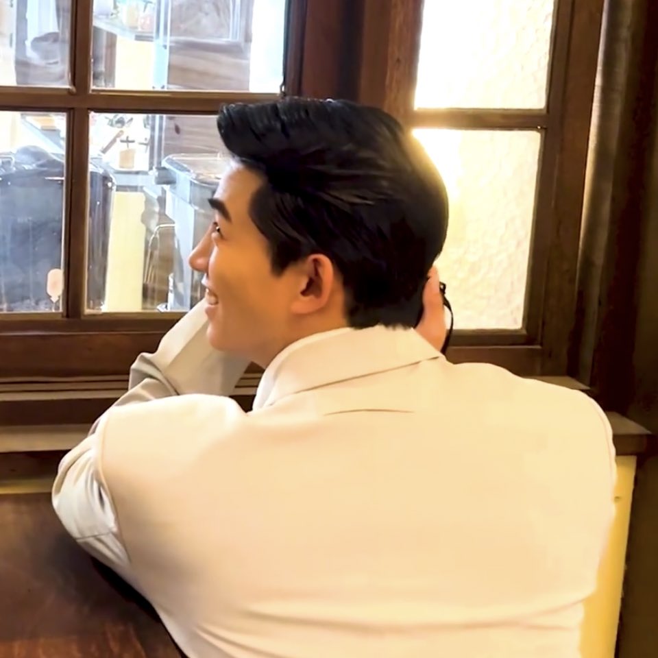 his wide back… so reliable😭😭

#2PM #TAECYEON