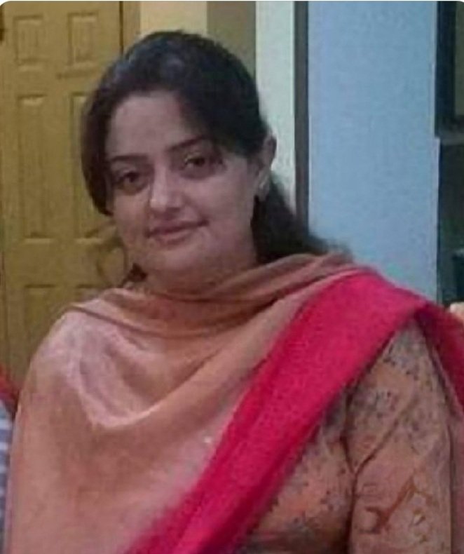 Redline_Star's tweet image. بچی پر تشدد کرنے والی ملزمہ سومیہ کو جلد گرفتار کیا جائے آج حفاظتی ضمانت کا آخری دن ہے سول جج عاصم حفیظ کو فوری طور پر عہدے سے ہٹا کر شامل تفتیش اور چائلڈ لیبر ایکٹ کے تحت مقدمات درج کیا جائے 
#رضوانہ_کو_انصاف_دو