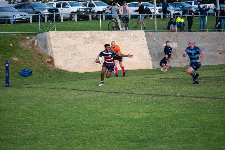 Southern  Lions take the W in the final minutes against Cottesloe #Pitchero
southernlionsrufc.com/teams/20281/ne…