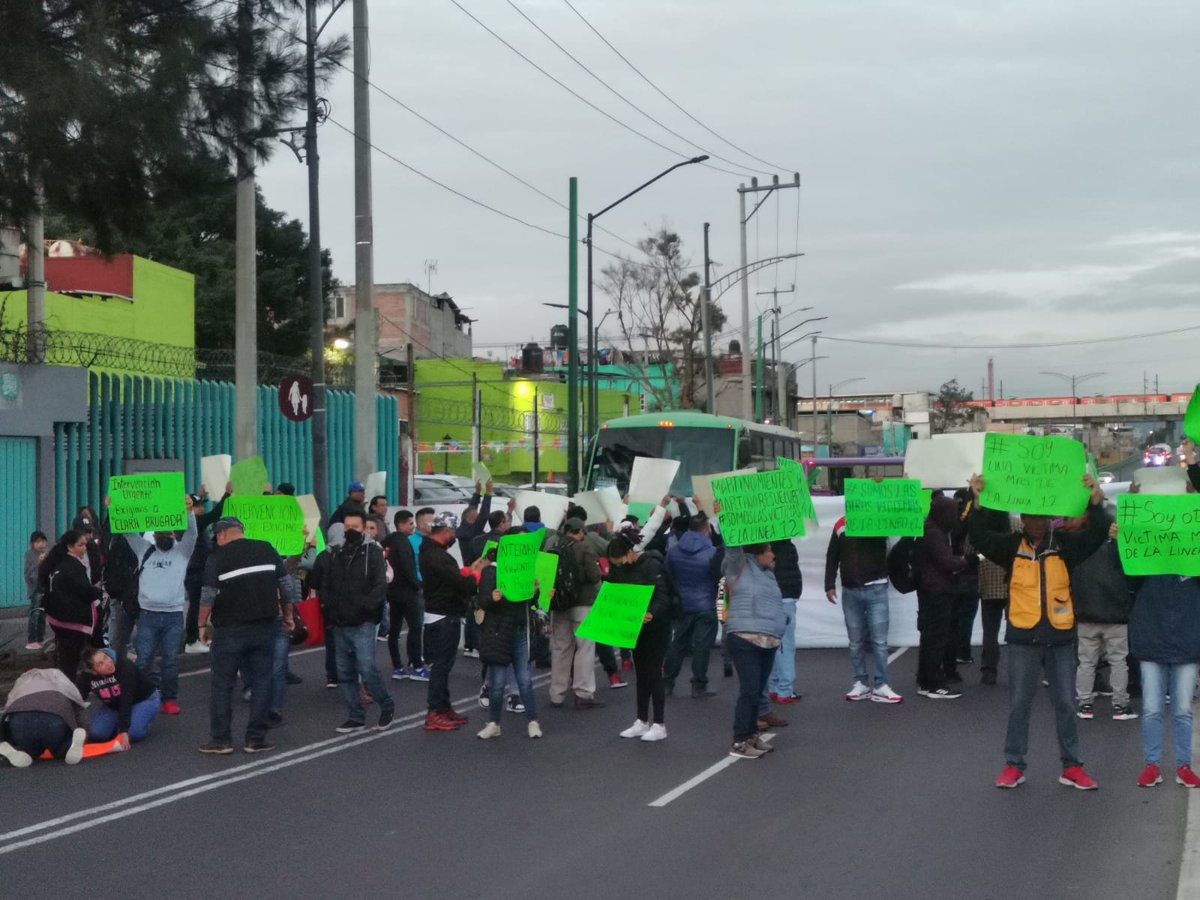 Luisito969234's tweet photo. Queremos solución!! Estamos esperando!!!! https://t.co/nyW0K0htyX