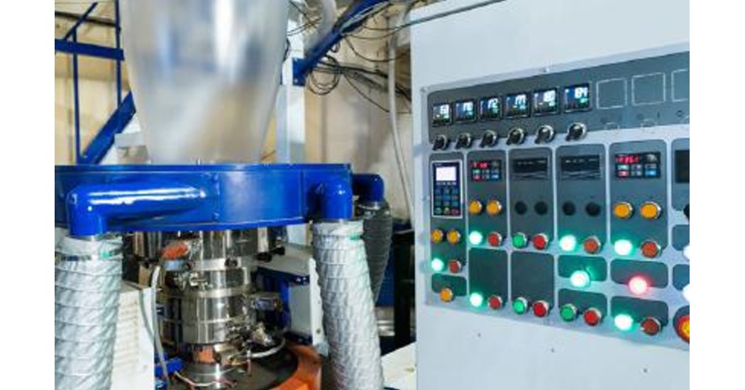 EmpoweringPumps's tweet image. From countless types to versatile processing methods, plastics have revolutionized product design. #PrecisionControl throughout production is vital for top-notch quality, durability, and impeccable finishes... bit.ly/3YdimQI @AEGIS_rings #Plastic #ProductDesign