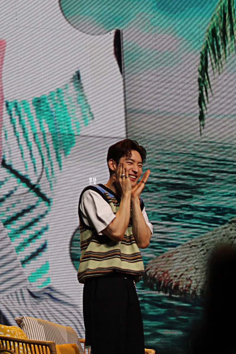 _0704page's tweet photo. 𝟸𝟶𝟸𝟹 𝙻𝙴𝙴 𝙹𝙴𝙷𝙾𝙾𝙽 𝙵𝚊𝚗𝚖𝚎𝚎𝚝𝚒𝚗𝚐 🩵

제훈 어디갔어 ?
꽃만 남아있네⚘️

#이제훈 #leejehoon https://t.co/j6ZbxrhfJC