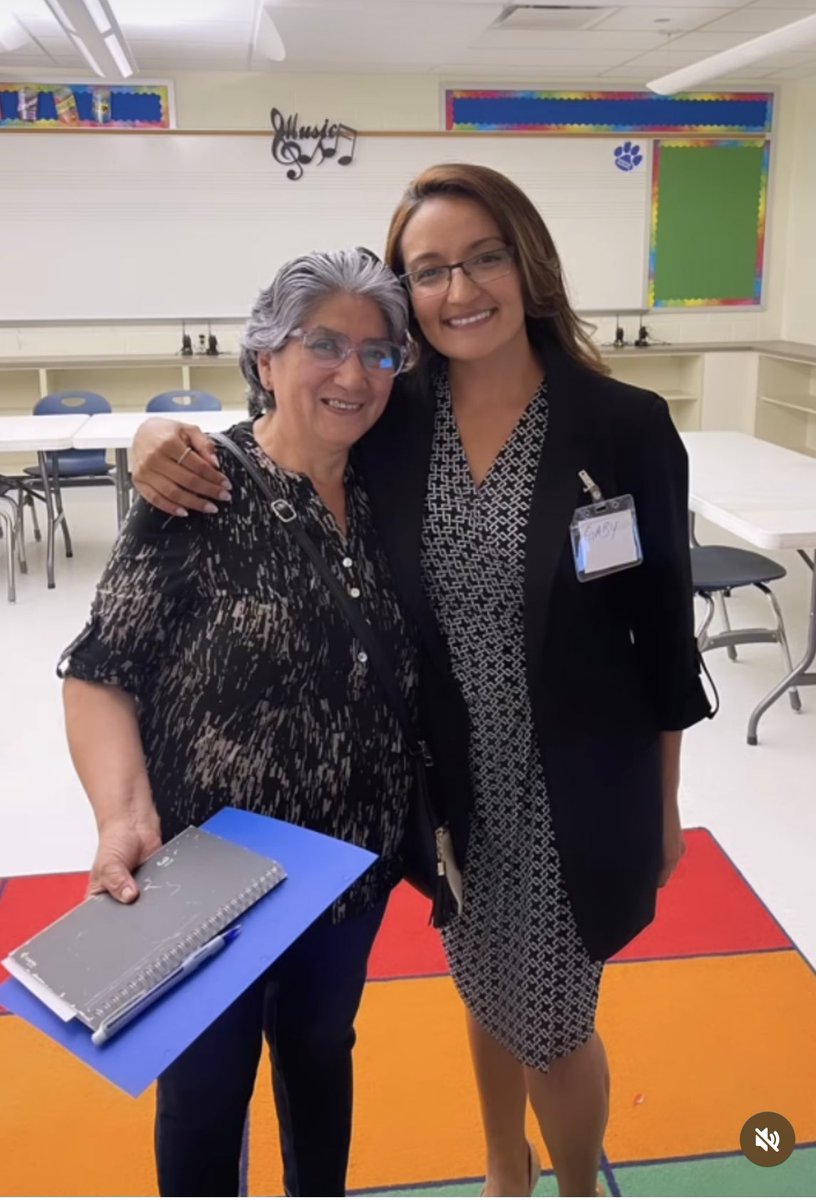 csspecialist77's tweet photo. English summer classes offered by our community partner @FlanCakeQueen are full &amp; well attended! Thank you for helping to meet this need for the adult learners in our community! @MCPSCommunitySc @WWESPrincipal1 https://t.co/SimzqLeez2