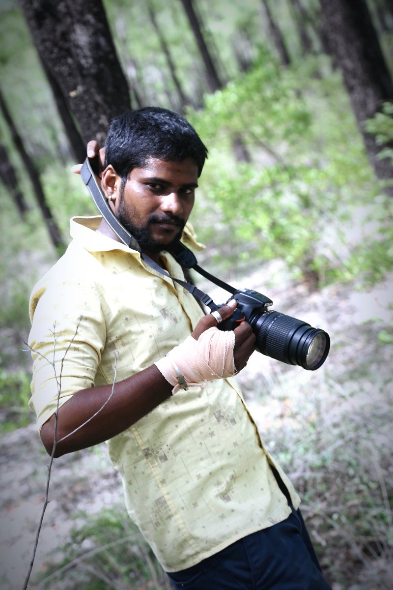 ajith7_0's tweet image. எனக்கான 
சாதனைகளும் சரித்திரங்களும்
அறிந்துவிட்டு அமைதிகாக்கும் மகான் நான்...😊 ஆனால் இது புதையல் இல்லை என் தொழில்...💯 @aji_kuttyyy
@ak7.0petter #photpgraphy😎😞😥😱🤓 #photographerlover #nicelook #newupdate #nikon5600   #outdoorshoot  #babyshowerphotography #2023photography