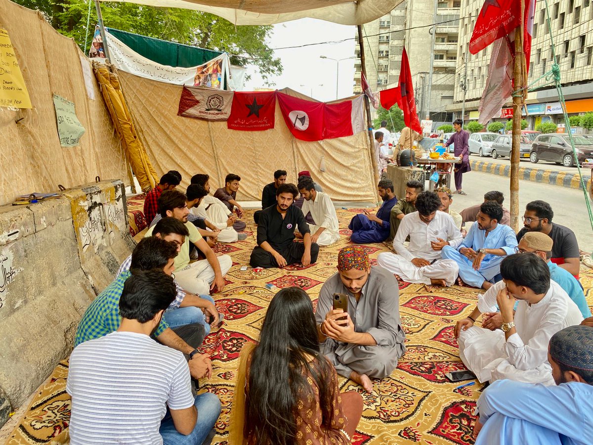 PrsfK's tweet photo. Students of Dawood University, as well as various progressive organisations, including PrSF continue their hunger strike against the restoration of students for the second day. https://t.co/5NJd5QZzae