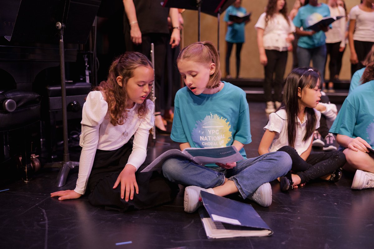 ypcofnyc's tweet photo. SING! children’s choir joined forces with the Young People’s Chorus of New York City – an innovative program that has become the model for children’s choruses around the world. Click photos see how pairing with the “Chorus of the World” takes these SING!ers to the next level! https://t.co/oCAIZs8IRK