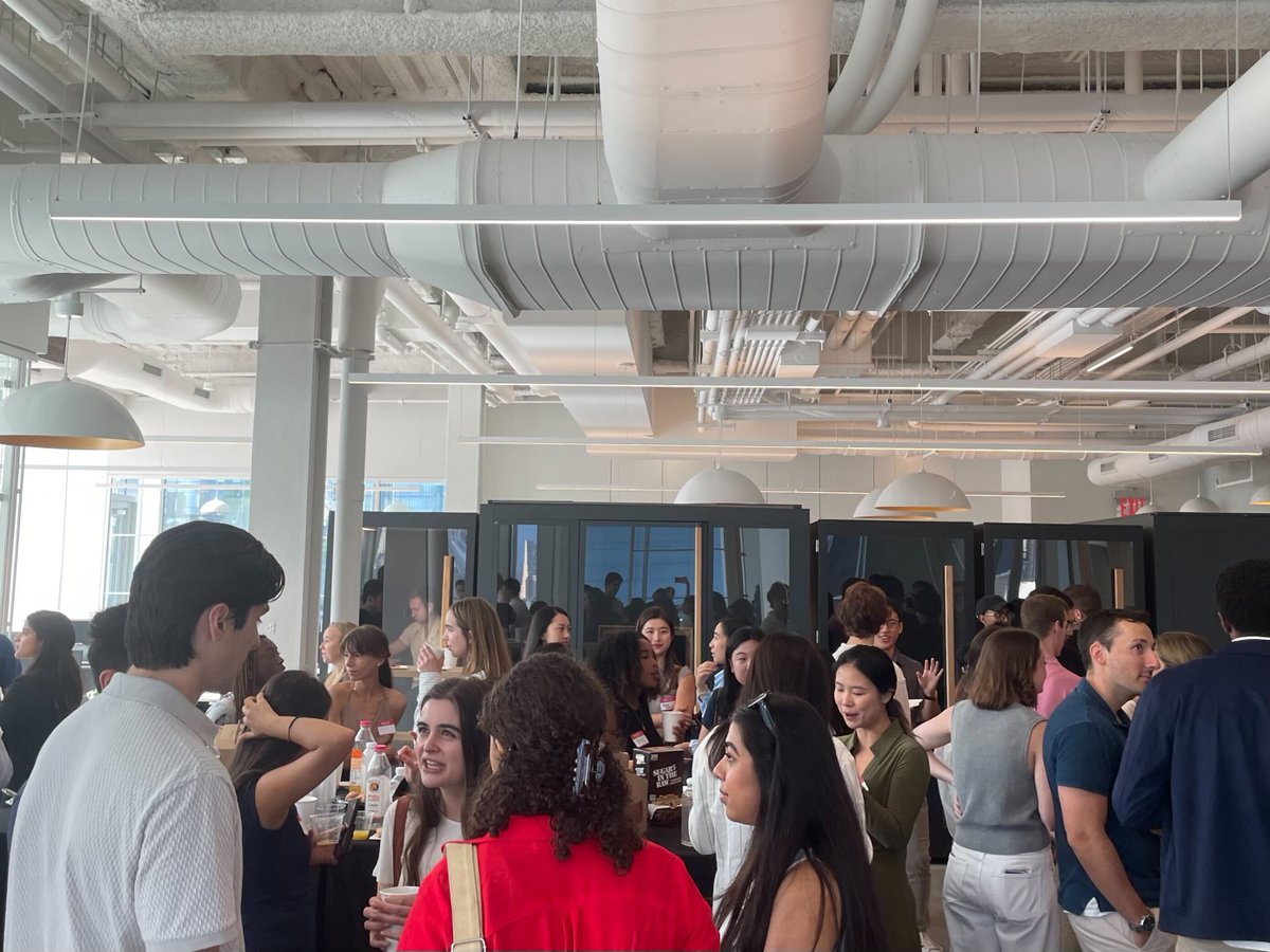picuscap's tweet photo. Together with @M13Company, we brought together interns from different VCs to foster connections and relationship building across the industry. 

We loved meeting with interns from @WhiteStarCap , @Creadev, @BoweryCapital, @MVPvc, @IlluminateFM, @FPrimeCapital and more! https://t.co/UGAJnVaX9h