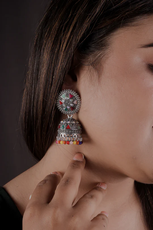 Me2youI's tweet photo. On this Raksha Bandhan Gift this beautiful Multi Color Silver Oxidised Jumkhi to your lovely sister.

https://t.co/QU6pBdVEHF 

#me2you #MultiColorjumkhi #Silver #OxidisedJumkhi #Jumkhi #earrings #oxidisedjewelry https://t.co/pNel9OxOx7