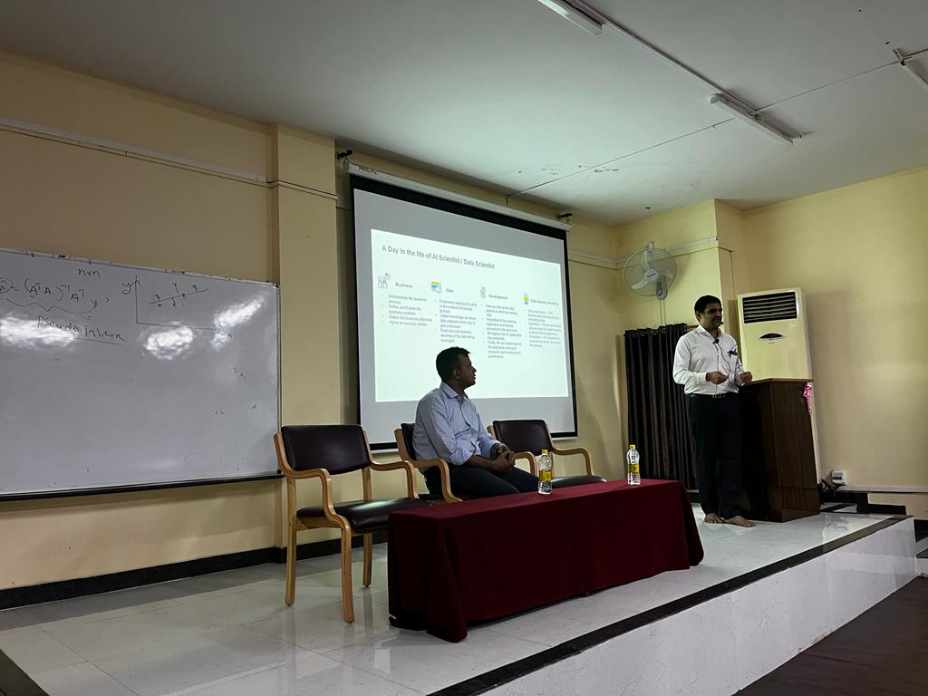 PMavinakuli's tweet photo. I recently had the wonderful opportunity to return to my alma mater, JNNCE Shimoga, to present the latest developments and upcoming topics in the AI domain. As an engineering graduate from the same college, it was a moment of great pride for me to share the first-hand experience. https://t.co/YY5d2eHDzs