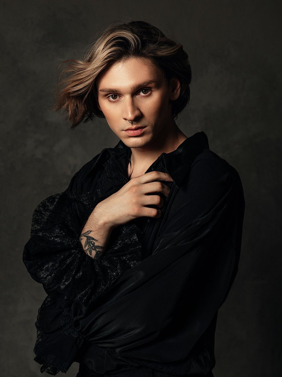 ekaterinavl6's tweet photo. Alexander 📸

#portrait 
#photographer 
#photo
#photograghy 
#canon 
#Canonphotography 
#artfoto https://t.co/9IWNlURjXV