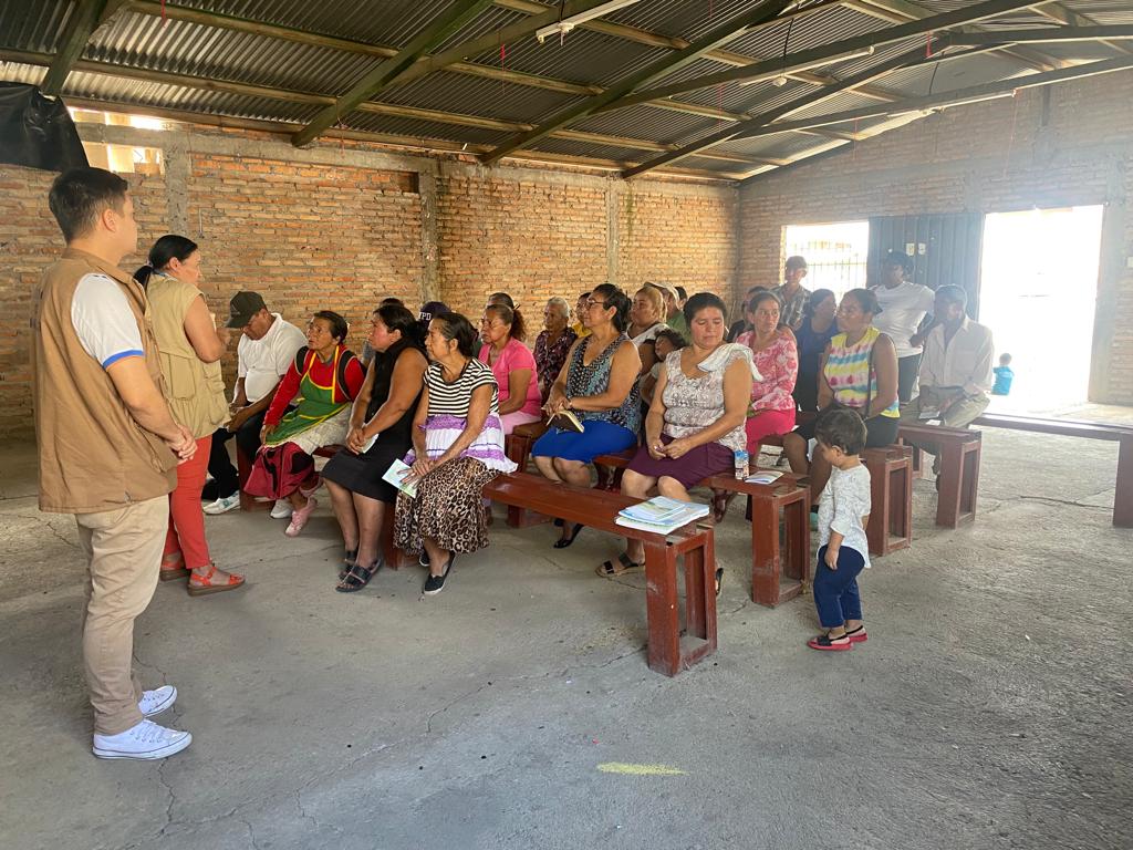 PNPRRS_HN2022's tweet photo. 1/2
#Fortalecimiento
#RCPV
📍Fuerzas Unidas 📍
Se llevó a cabo la reunión y capacitación con personas que forman parte de la Red Comunitaria en la Colonia Fuerzas Unidas F.M. https://t.co/cZqSOJVXIW