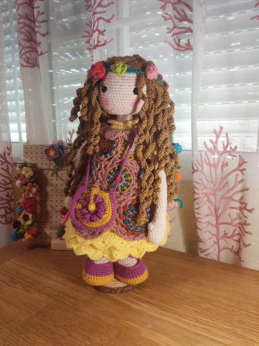 Conche_ex's tweet photo. Tejo porqué me da la lana y porque adoro a mi suegra.
La hice con todo mi amor para mi segunda madre porque la quiero una jartá aunque no se lo diga nunca. https://t.co/SJ9sXHyRAV
