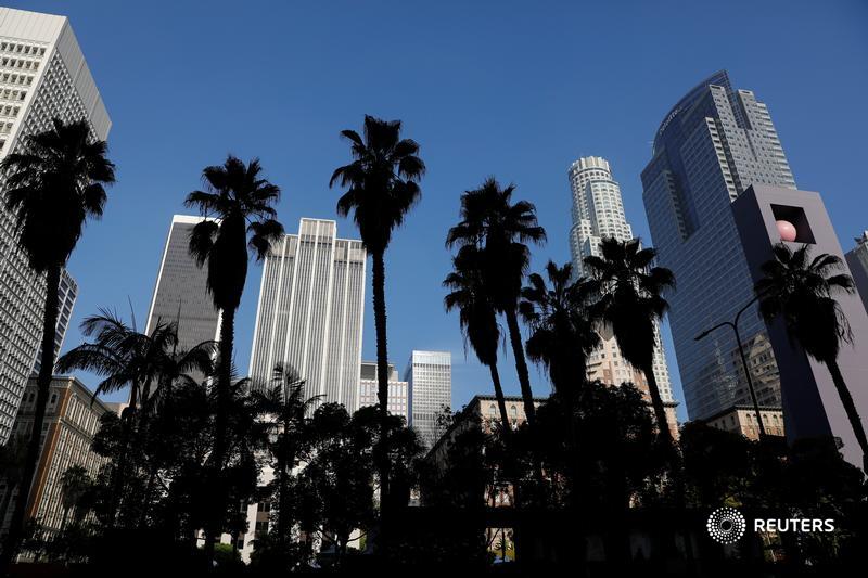 Law firm Clark Hill said that it has absorbed Los Angeles-based Barton Klugman &amp; Oetting, marking the Detroit-founded firm's fifth combination with another smaller law firm since 2022 reut.rs/44NZTwy <a href="/ChiOsakwe_/">Chinekwu</a>