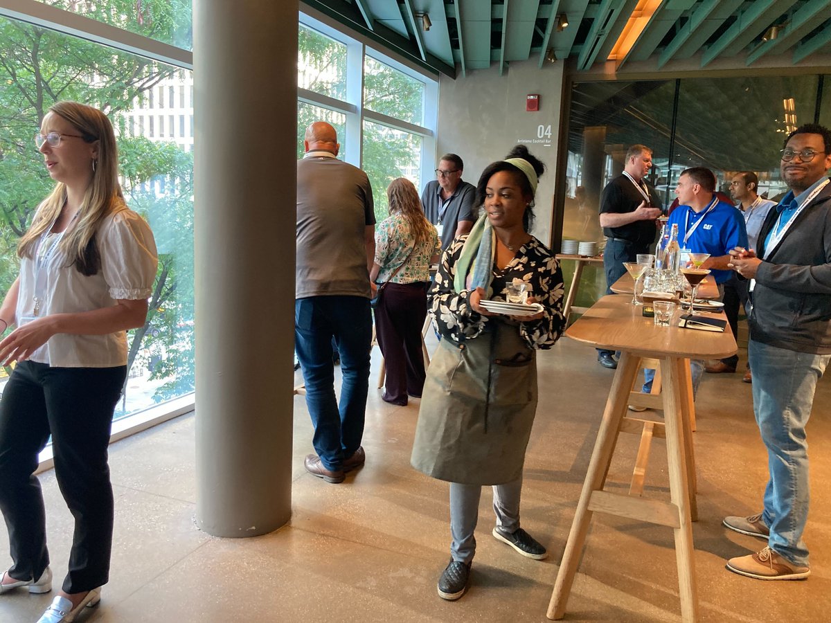 Members had a wonderful time on the Reman Roadtrip. Thank you MxD (Digital Manufacturing Institute) for a wonderful tour and information on how “digital doesn’t have to be expensive.” Then we had a fabulous dinner at the world’s largest Starbucks!