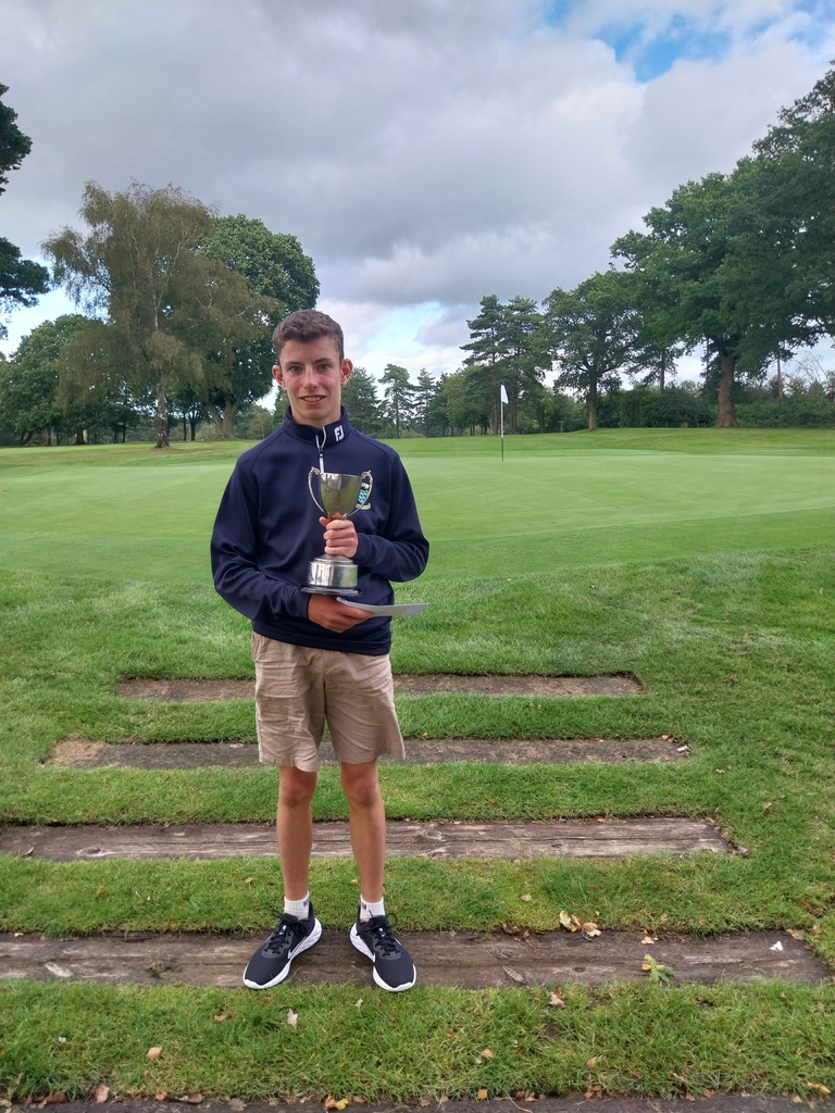 Cowdray Golf tweet media