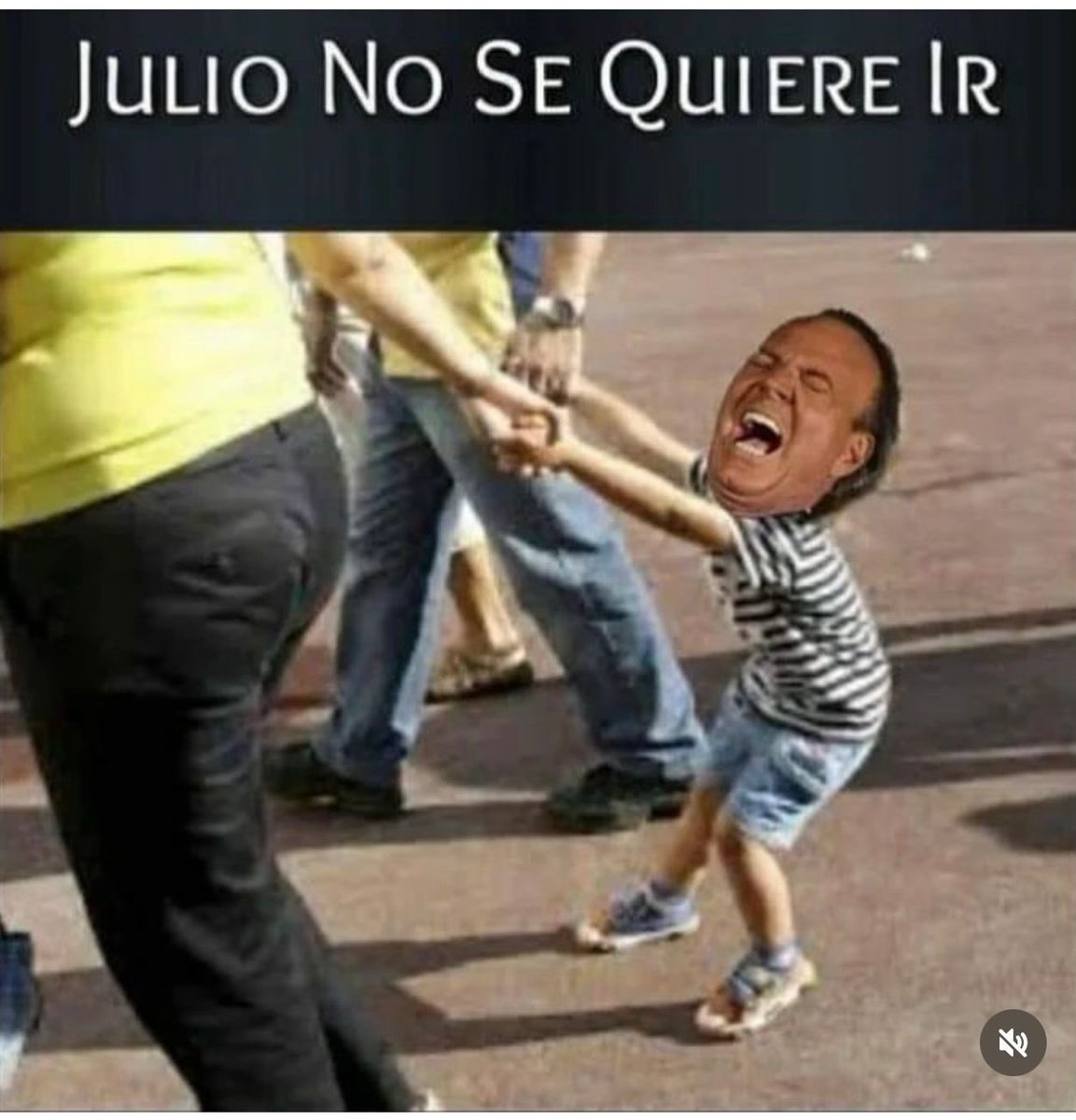 Senit_human_cap's tweet photo. Sobre el final del mes, no nos podía faltar el homenaje a parte de lo que JULIO nos dejó! 
Gracias a mis amigos, proveedores incansables de memes del mes más esperado del año! 
Se viene Agostini! 😎 https://t.co/WEQ8VRhEZj