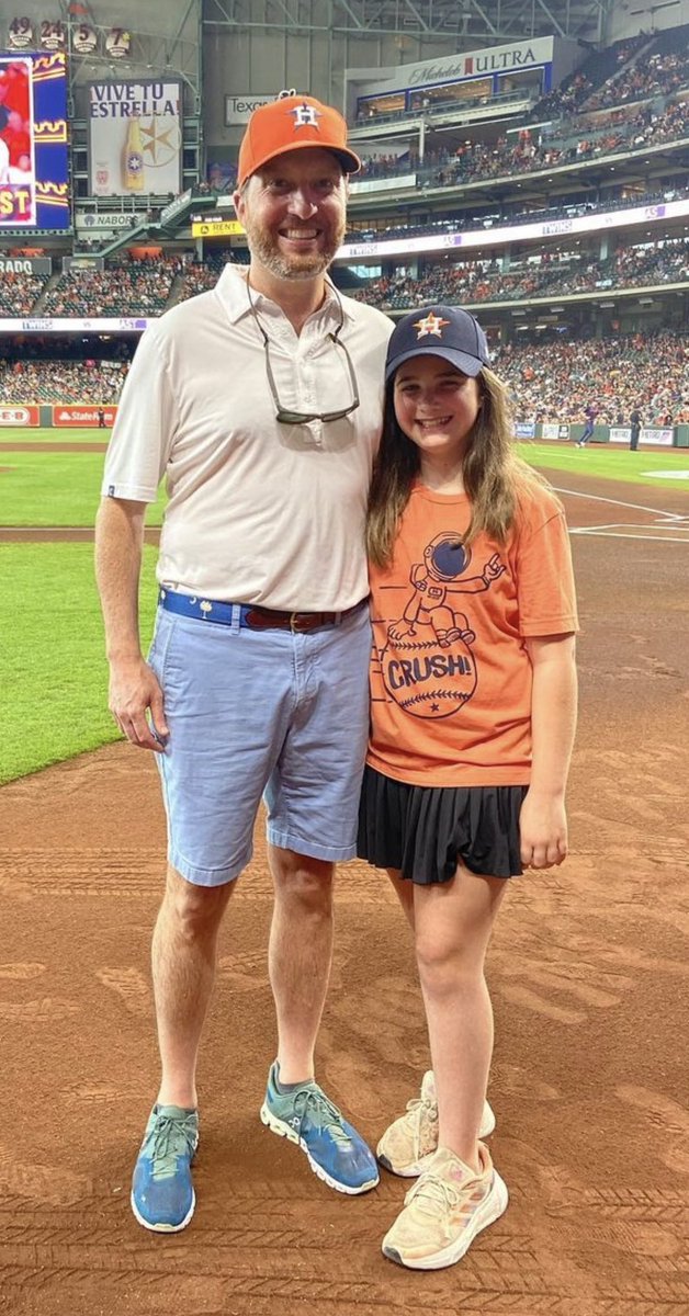 WeRunGame's tweet photo. Space City Monday! 🤘🧑🚀⚾️ Don’t know about you, but we’ve been Space Crushing all summer long. Hit up our website now for the summer’s best Space City baseball tees. #SpaceCrushing #SpaceCityMonday #CrushCity #ReadyToReign #AstrosBaseball #WeRunGame https://t.co/YBOzpdQu7T https://t.co/YEb2M1y1RT