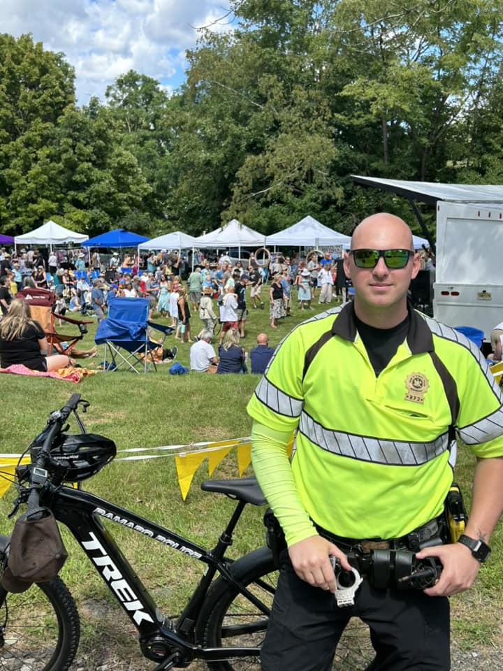 Ramapo_PD's tweet photo. Our Bike Unit Officers had a great time yesterday conducting patrols at the Grateful Dead Tribute Festival at Harmony Hall in @TSloatsburg Great crowd & music. #ramapopd #bikeunit #bikepatrol #communitypolicing #ramapo #sloatsburg #rocklandcounty https://t.co/XNP7cb2hPv