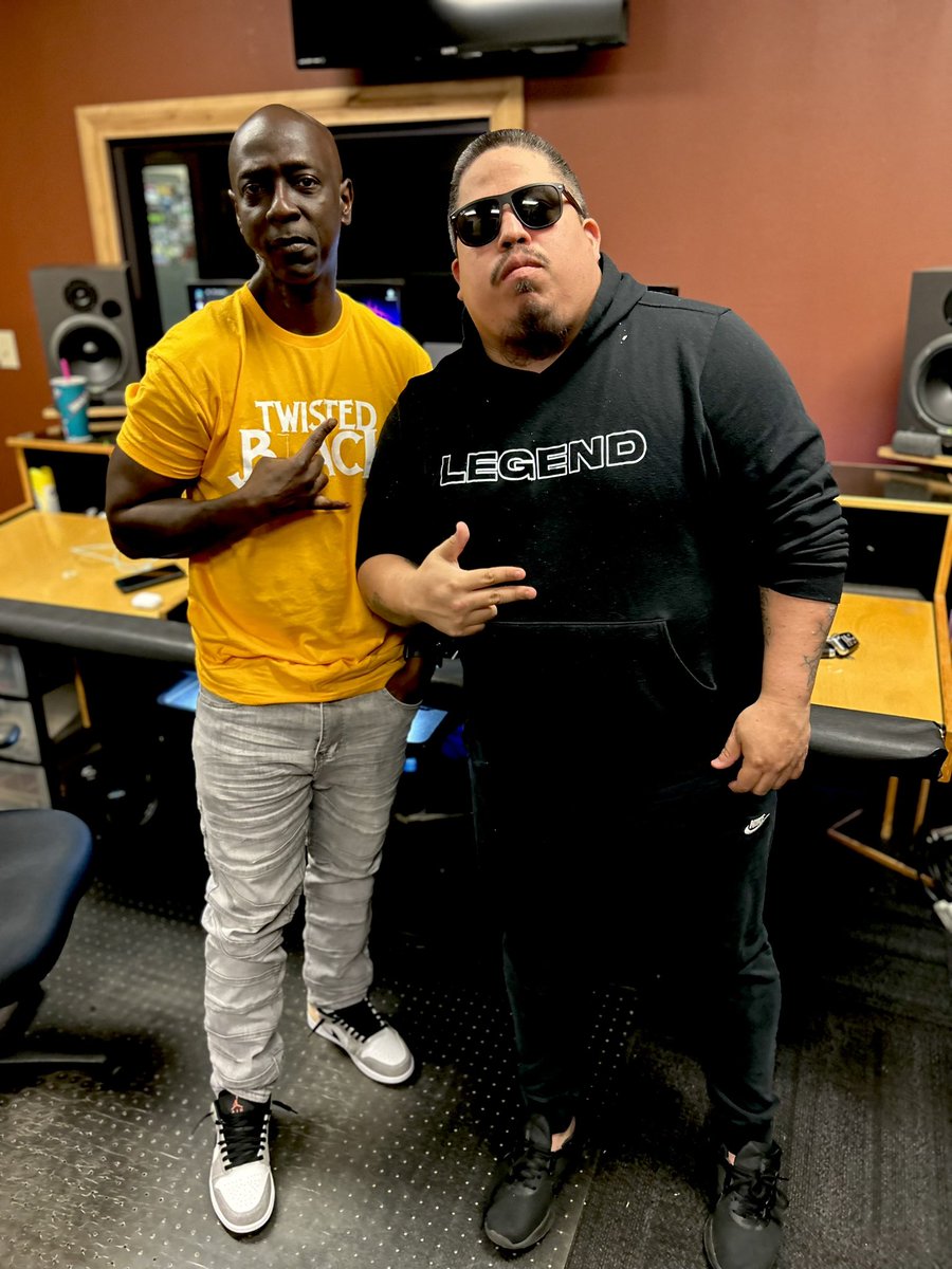 You can’t write the book of Fort Worth w/o this man right here… welcome home TWISTED BLACK let’s get to work…. 817 all day