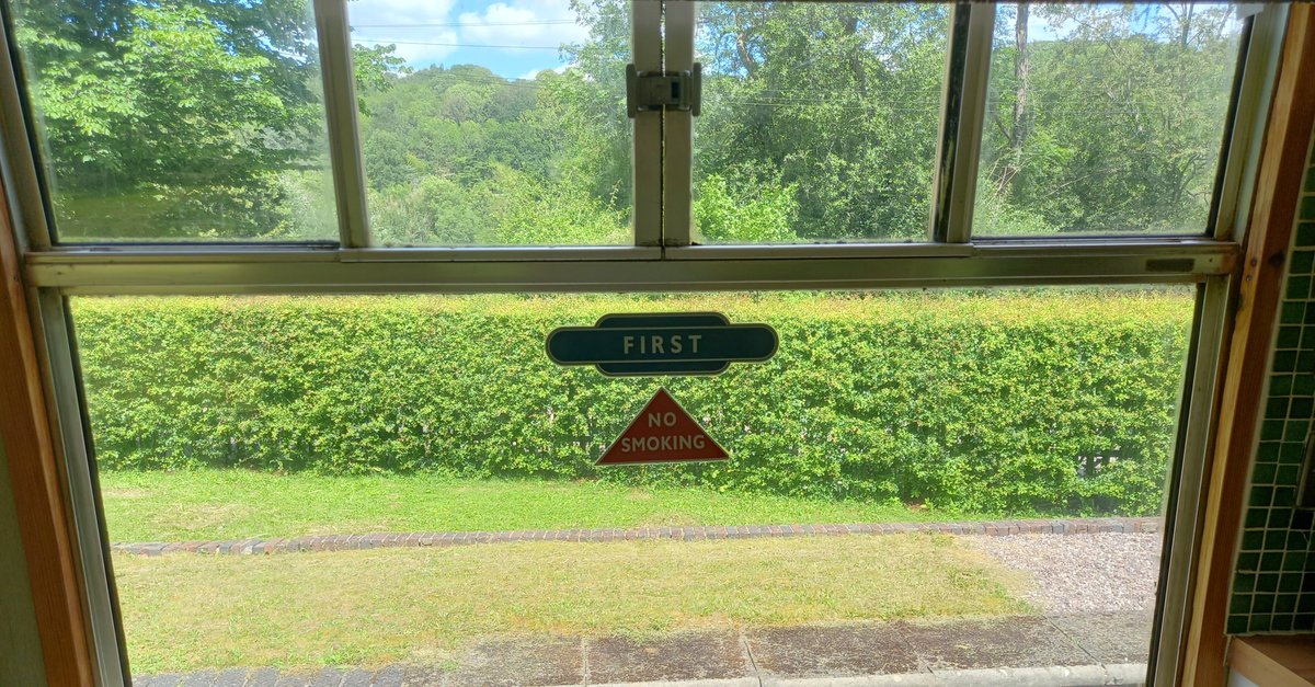 CoalportStation's tweet photo. Our late deals!😍
https://t.co/Mej0H1GrxL🚂
Why not reconnect with loved ones here at Coalport Station?❤️
Enjoy the beautiful woodland in our unique accommodation.🌉🏞️🚶🚲
#coalportstation #selfcateringuk #familyholidayuk #FamilyHoliday #UKHoliday #uniquestay #latedeals #uknature https://t.co/sUorYAZXks