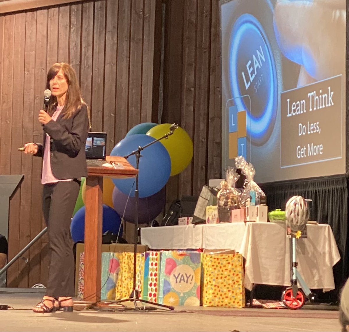 Wow! Thank you to <a href="/julielaub/">laubu</a> for her amazing presentation on "Doing less, but getting more"!
What a concept!