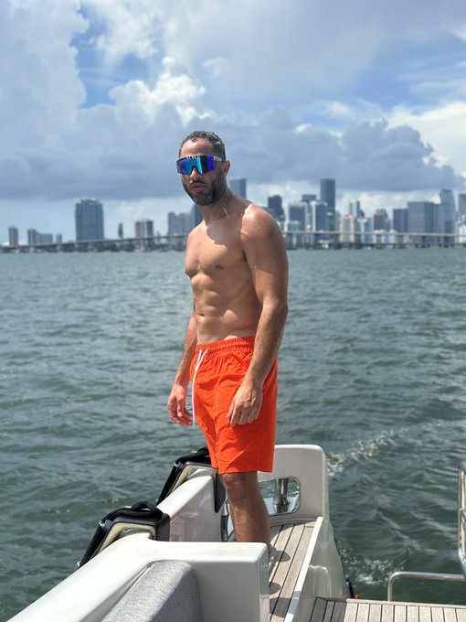 I&rsquo;m on a boat 🛥️ @Brazzers https://t.co/uzIb7Ncg6d<a class="tags" href="/tag/brazzers">@brazzers</a><a href="/tag/cjgymsex"class="tags"><span>#cjgymsex</span></a>