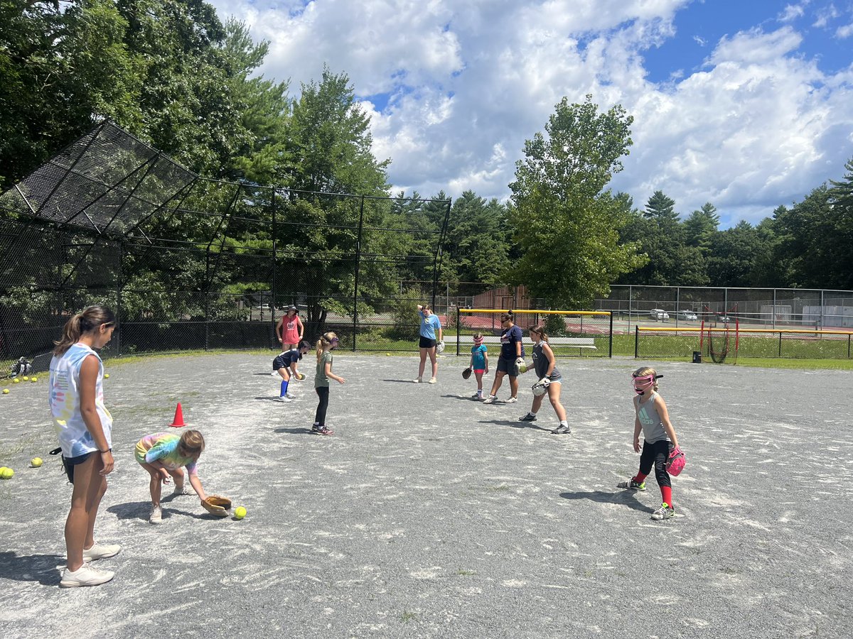 PHS Titans Softball tweet media