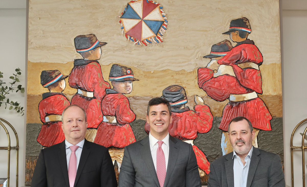 Carlos Carvallo será propuesto por nuestro Gobierno para presidir el Banco Central del Paraguay. Mejorar la economía de todos los paraguayos será una prioridad para que el Paraguay avance hacia adelante.