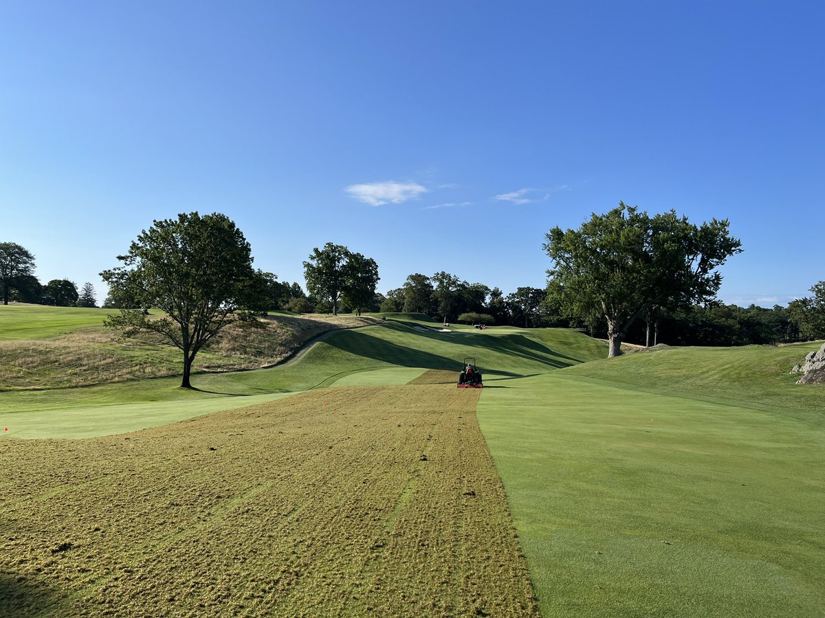 CovertBilly's tweet photo. Perfect weather for our aerification week. @DryJect and 1/2in solid tine on greens. Followed by @PlantFoodCo amendments and topdress. Vertical mow on fairways to reduce thatch. https://t.co/pbM1dQRznl