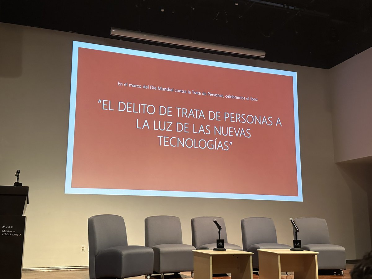 Rmalastra's tweet photo. En el marco del Día Mundial vs la Trata de Personas. 
Si sabes de un caso, denuncia.  
Comparte!!!
@fhowardn @ROSEPERAL 
@LauraZavalaA  @FerdebuenArt https://t.co/xFQdr6Muec