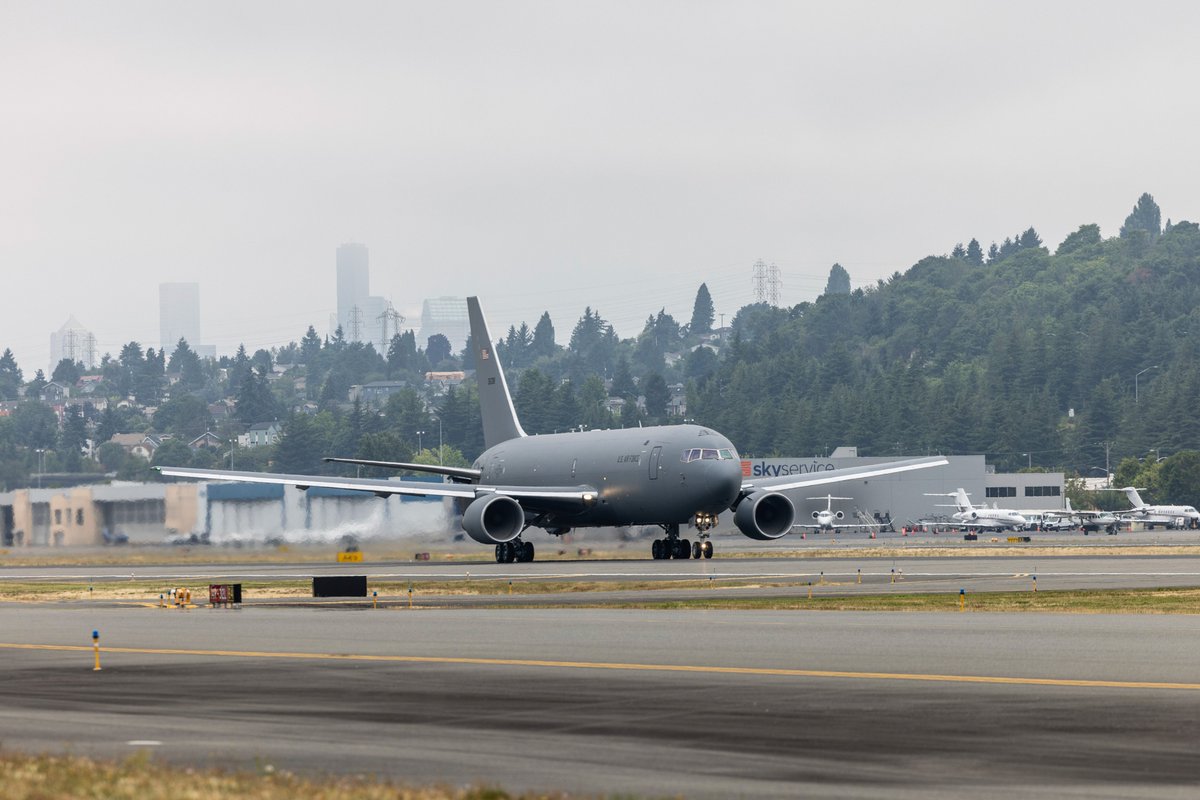Travis60AMW's tweet photo. Our commitment to modernizing air refueling has reached new heights! Team Travis received its first KC-46A Pegasus and we feel privileged to add the Pegasus to our mobility fleet! #TrUStTravis #KC46 #AMC #AirMobility https://t.co/x0IuLFPGb8
